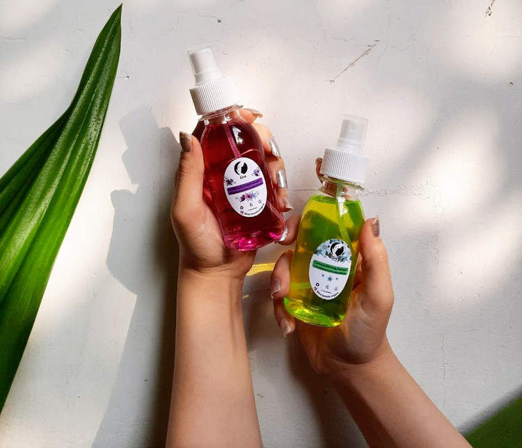 تونر گیاهی، خرید آنلاین تونر گیاهی، تونر دستساز، تونر کاملا گیاهی ، تونر پوست خشک ، تونر گیاهی پوست چرب ، تونر گیاهی پوست چرب ، تونر پوست مختلط ، تونر پوست حساس، قیمت تونر ،تونر چیست ، تونر ،